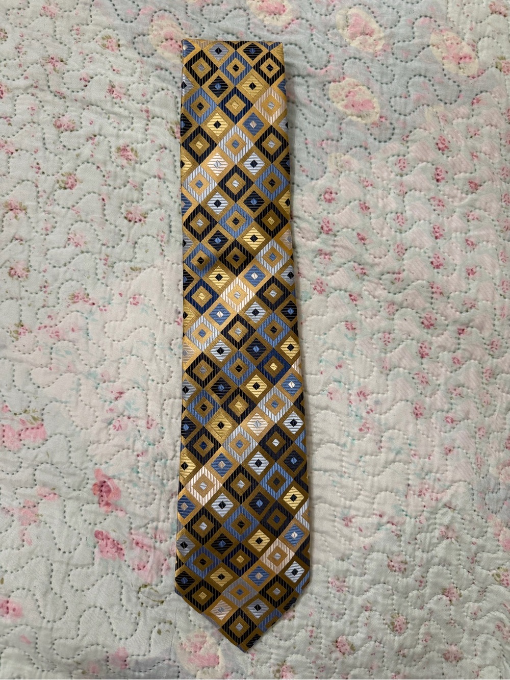Stafford Essentials Gold and Blue Geometric Silk Tie